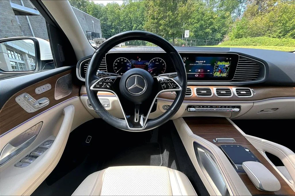 Certified Used 2024 White Mercedes-Benz GLE 350 image 5