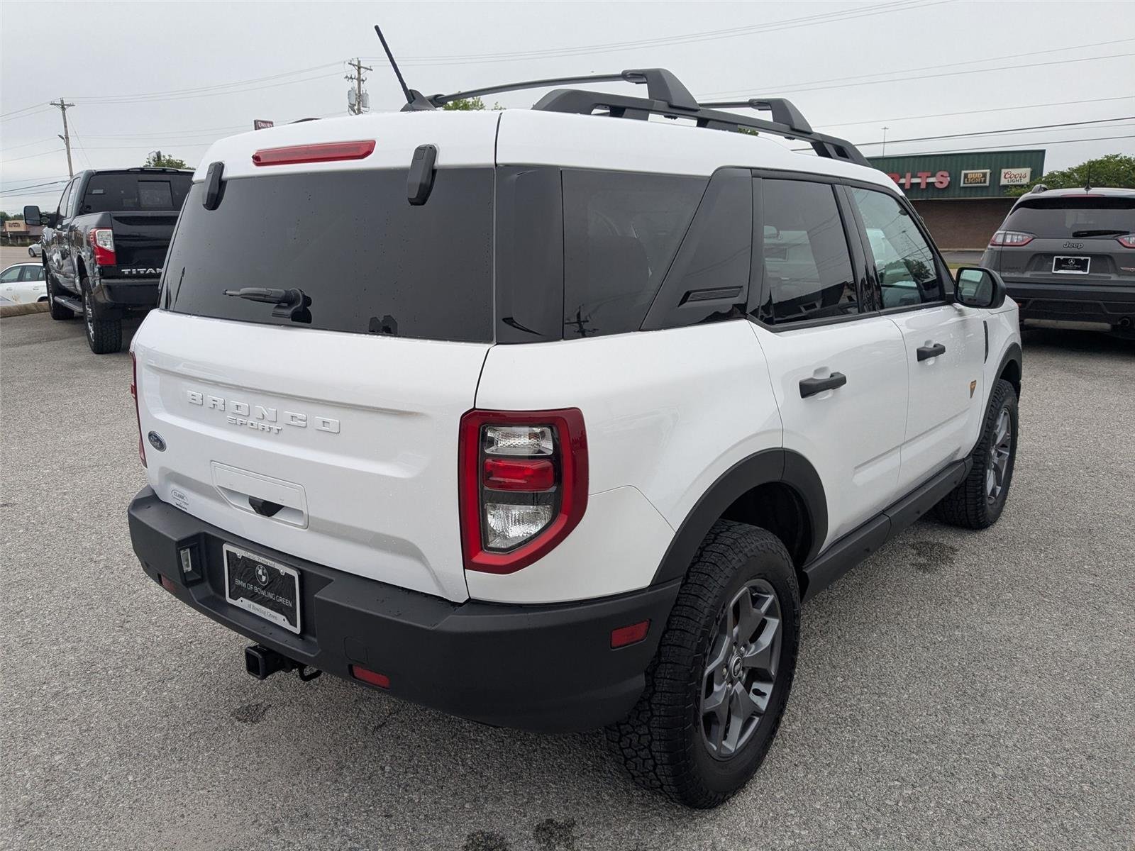 Used 2023 Oxford White Ford Badlands image 5