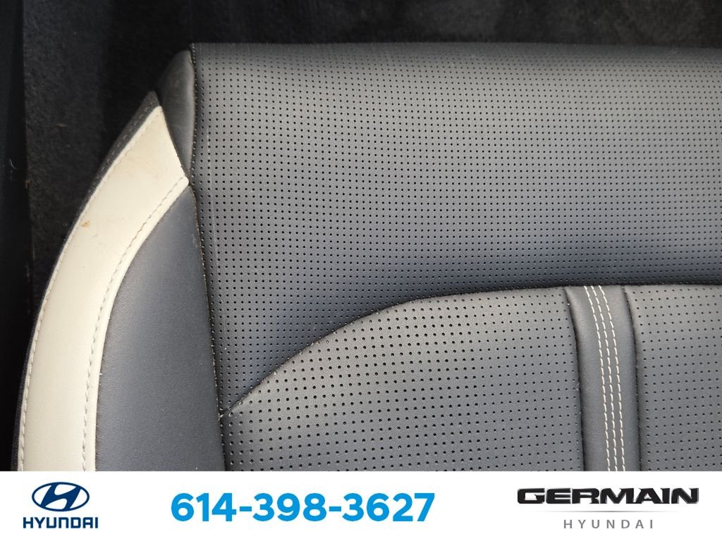 Used 2025 White Kia GT-Line image 27