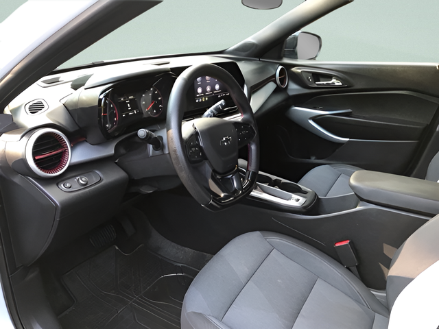 Used 2025 White Chevrolet 1RS image 11