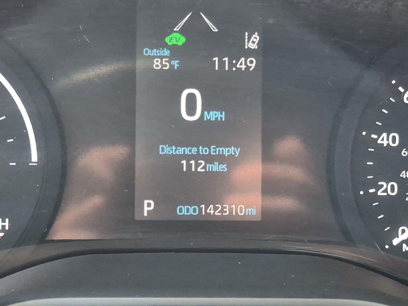 Used 2024  Toyota LE image 23