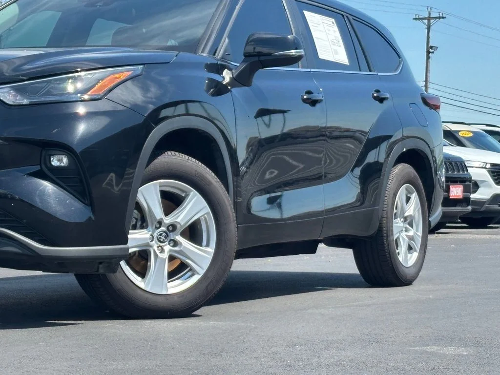 Used 2025 Black Toyota LE image 3