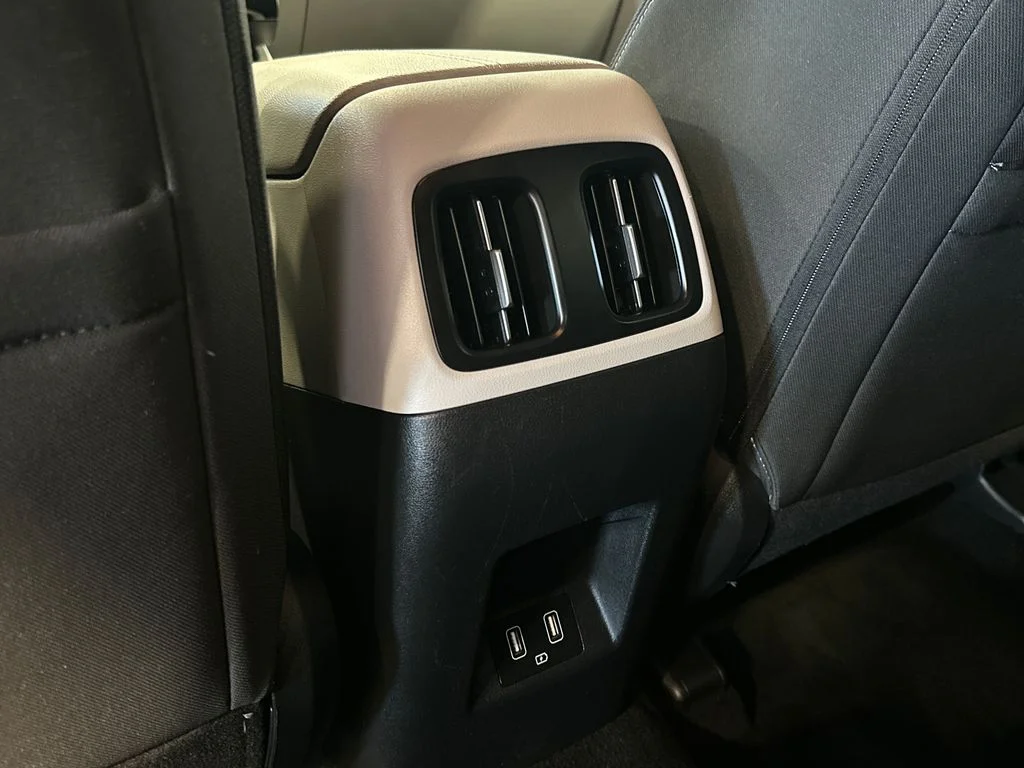 Used 2024 White Hyundai SEL image 35