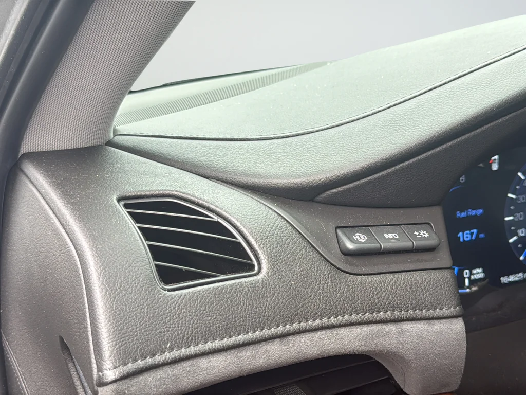 Used 2017 Silver Cadillac Premium image 31