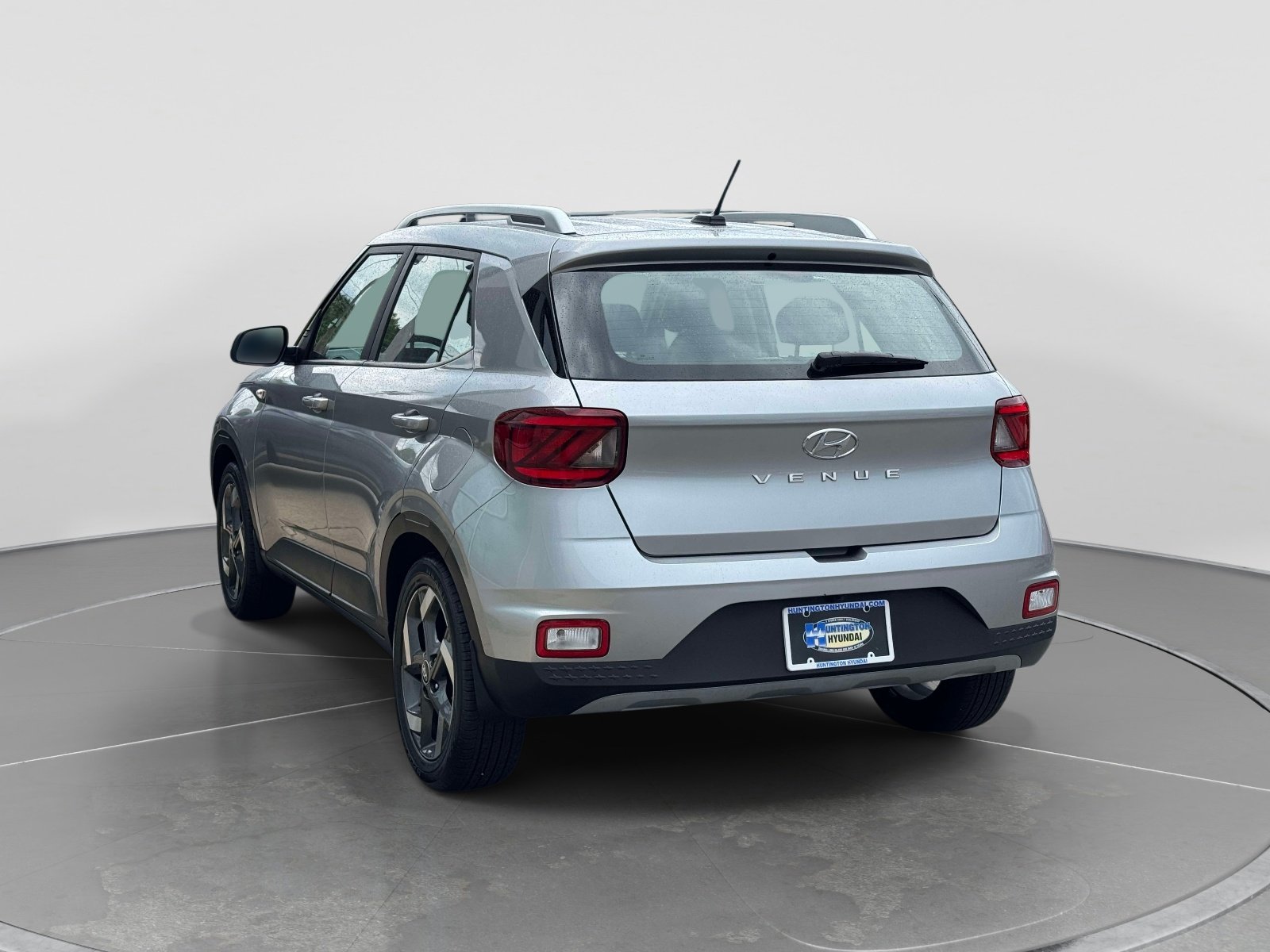 2023 Hyundai Venue SEL - Photo 6
