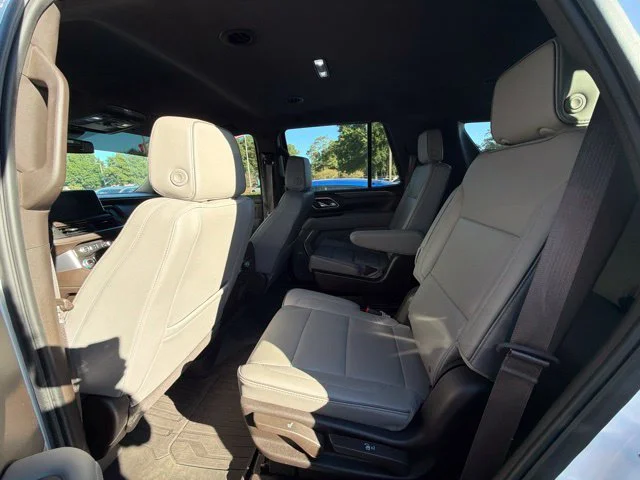 Used 2024 Summit White GMC SLT image 6