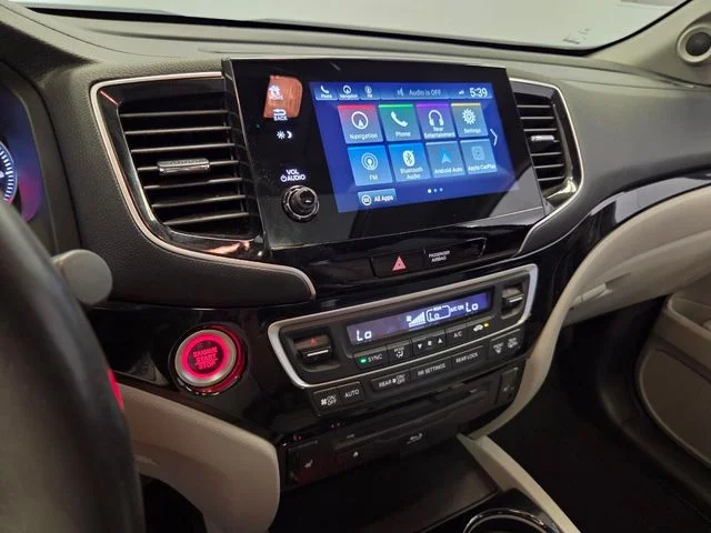 Used 2021  Honda Touring image 24