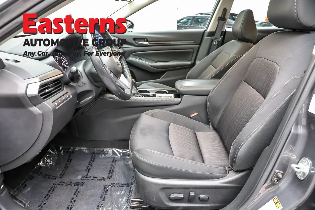 Used 2024 Gray Nissan 2.5 SV image 14