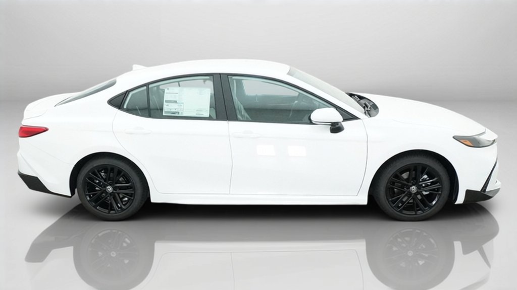 New 2026 Ice Cap Toyota SE image 7