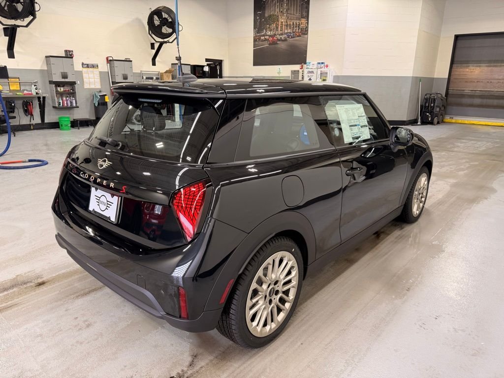 New 2026 Midnight Black II Metallic MINI  image 6