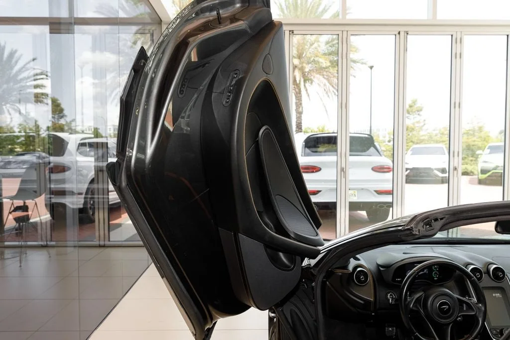 Used 2019 Gray McLaren  image 22