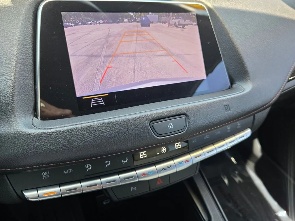Used 2019 Silver Cadillac Sport image 23