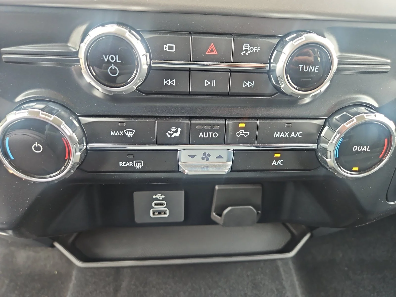 New 2026 Marsh Gray Ford XLT image 15