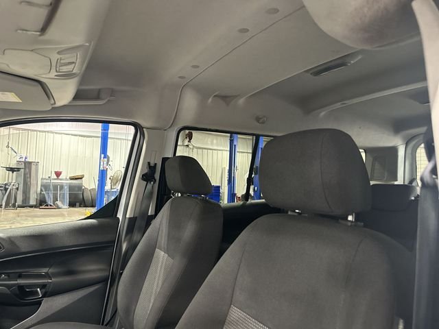 Used 2017 White Ford XL image 20