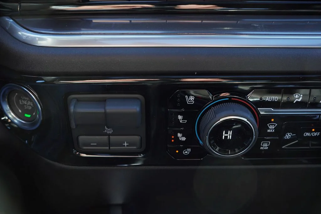 New 2026 Sterling Gray Metallic Chevrolet High Country image 17