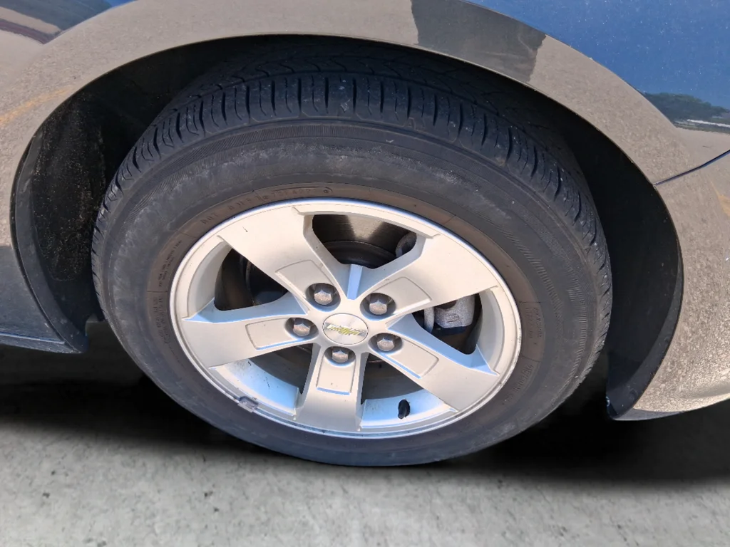 Used 2015 Gray Chevrolet LS image 2