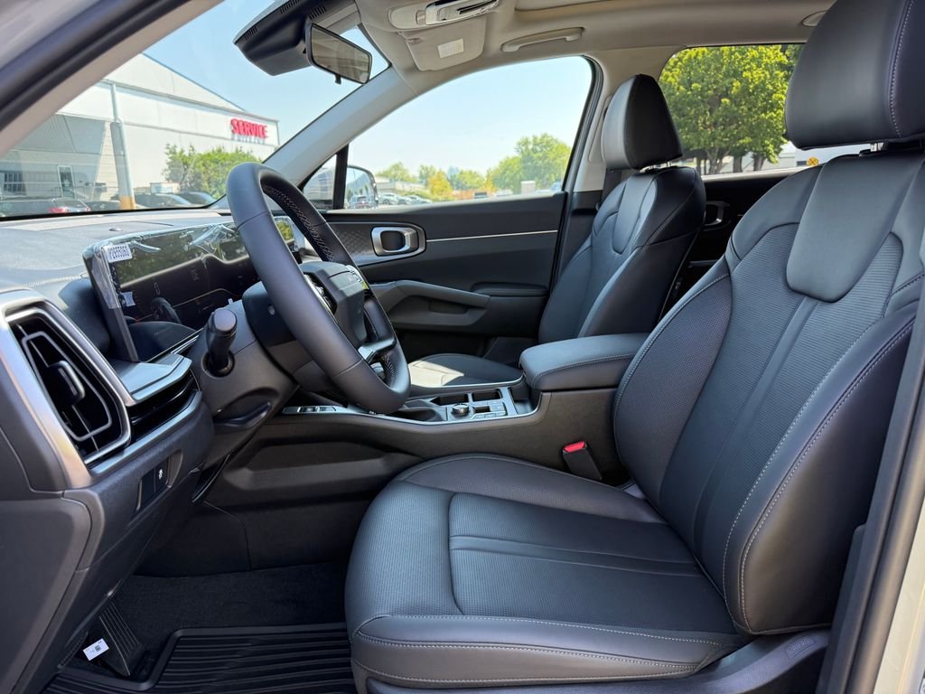New 2026 Wolf Gray Kia S image 16