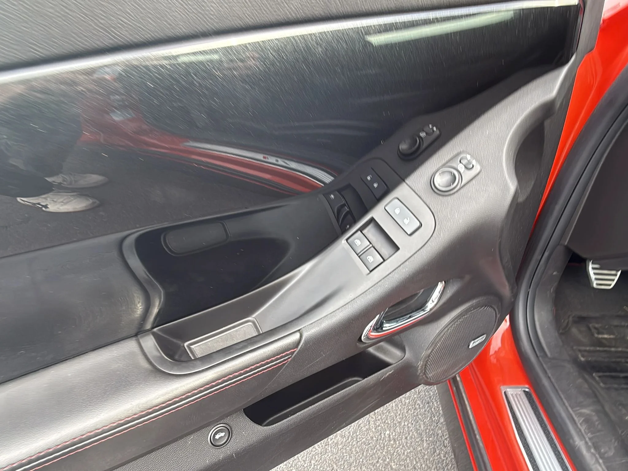 Used 2013 Inferno Orange Metallic Chevrolet ZL1 image 10