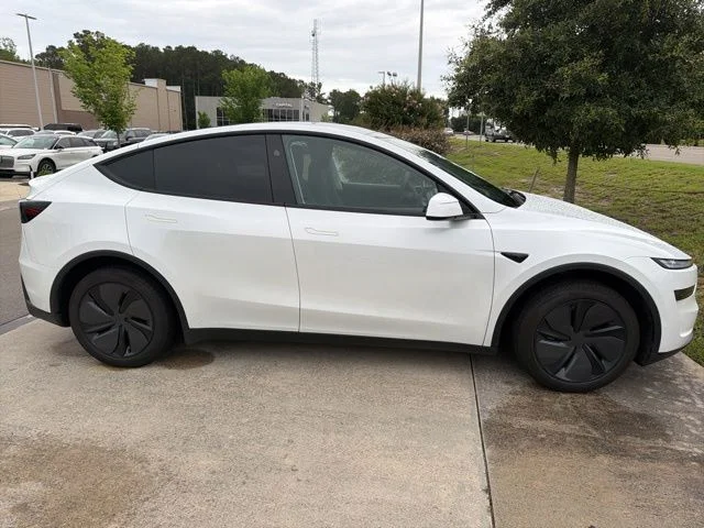 Used 2026 White Tesla Long Range image 4