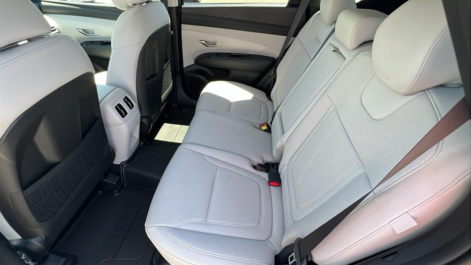 2025 Hyundai Tucson Limited - Photo 54