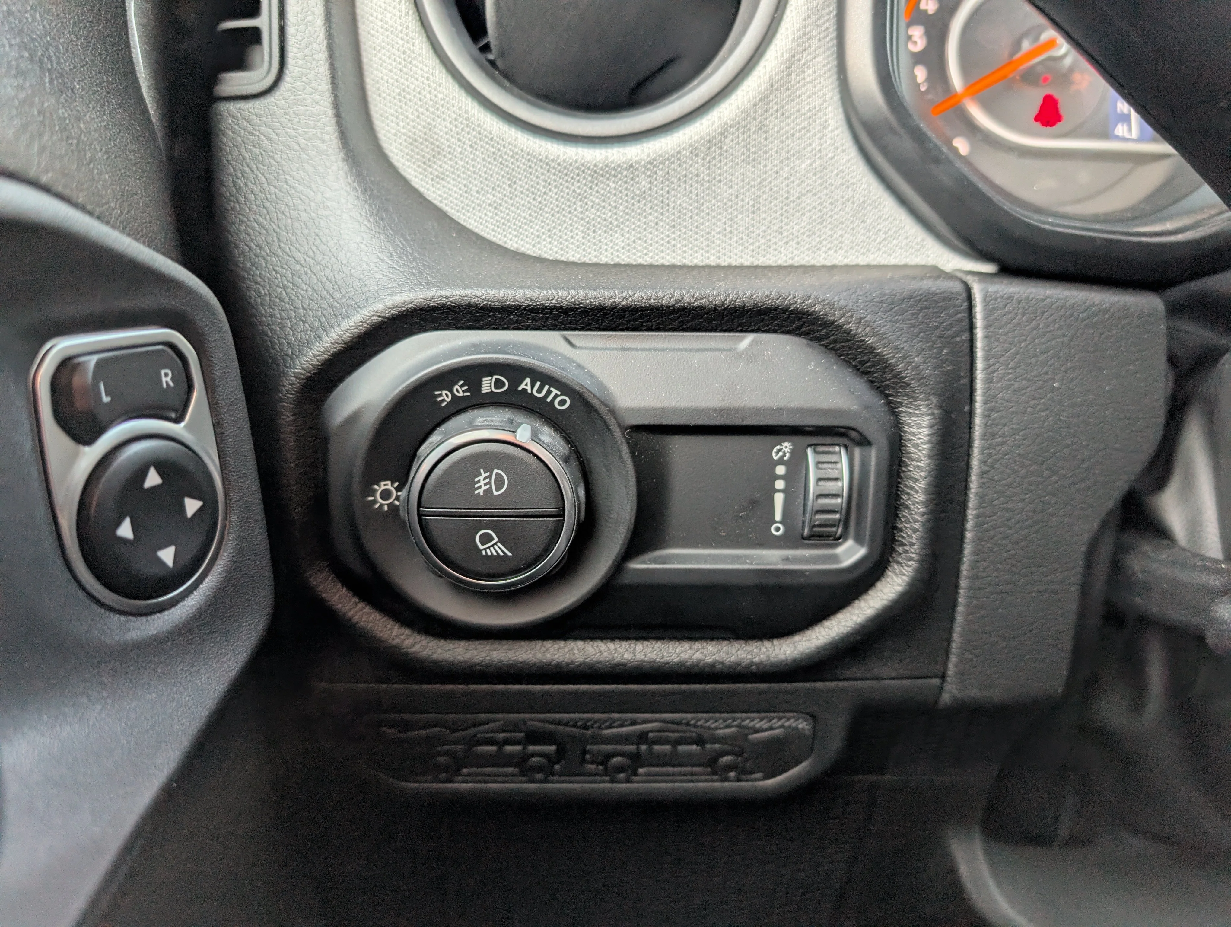 New 2025 Granite Crystal Metallic Jeep NightHawk image 24