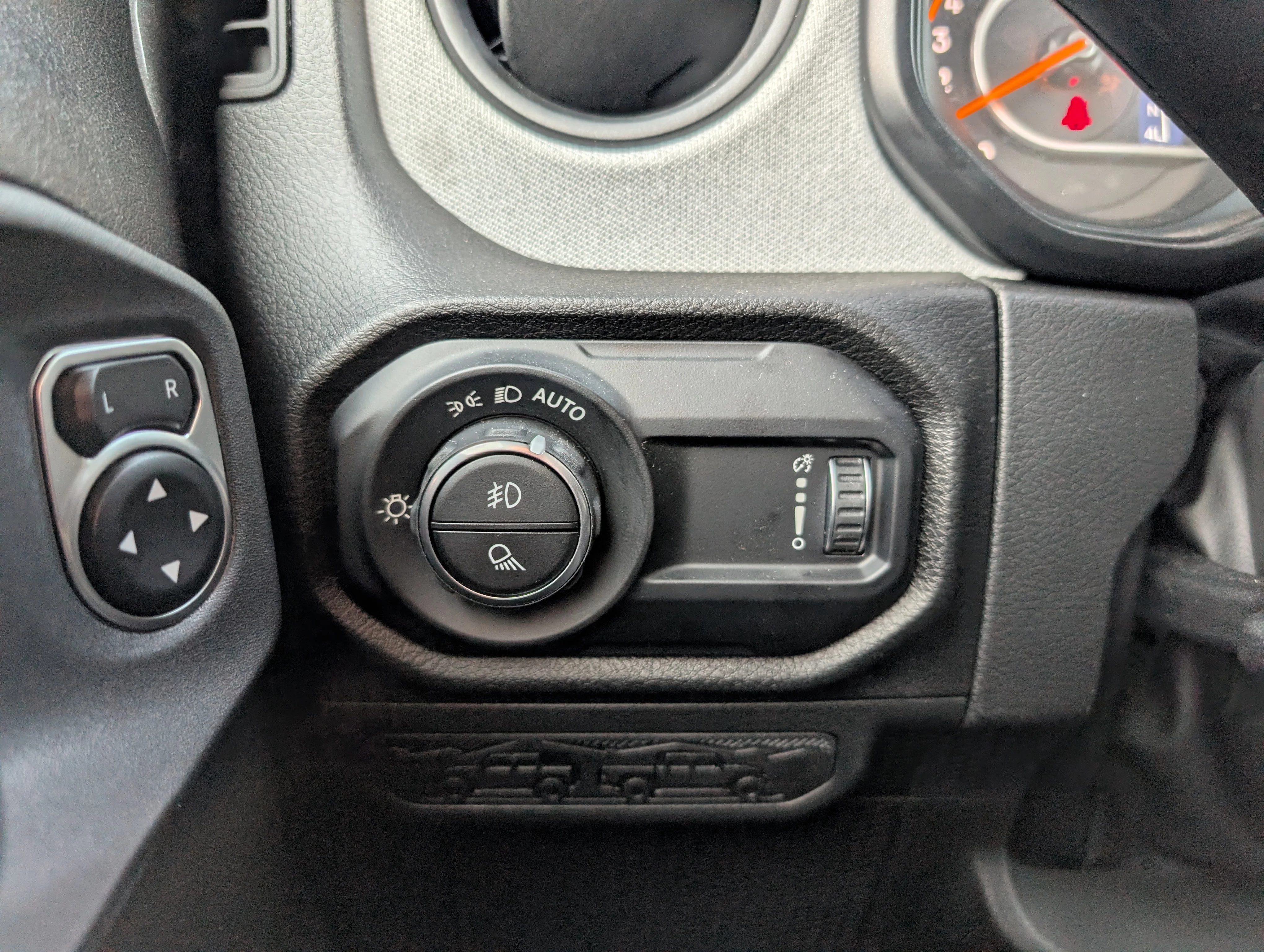 New 2025 Granite Crystal Metallic Jeep NightHawk image 24