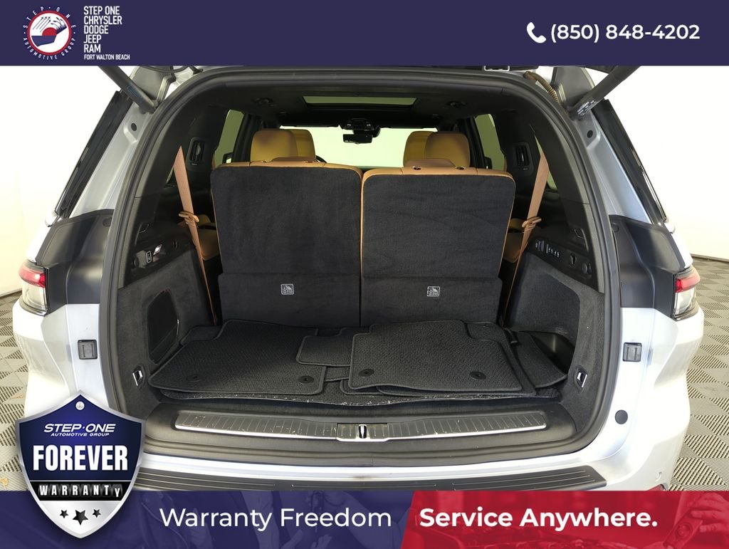 Used 2021 Silver Jeep Summit image 32