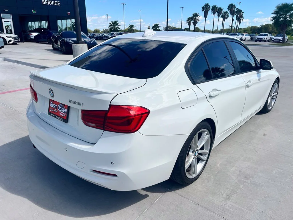 Used 2016 White BMW 320i image 6