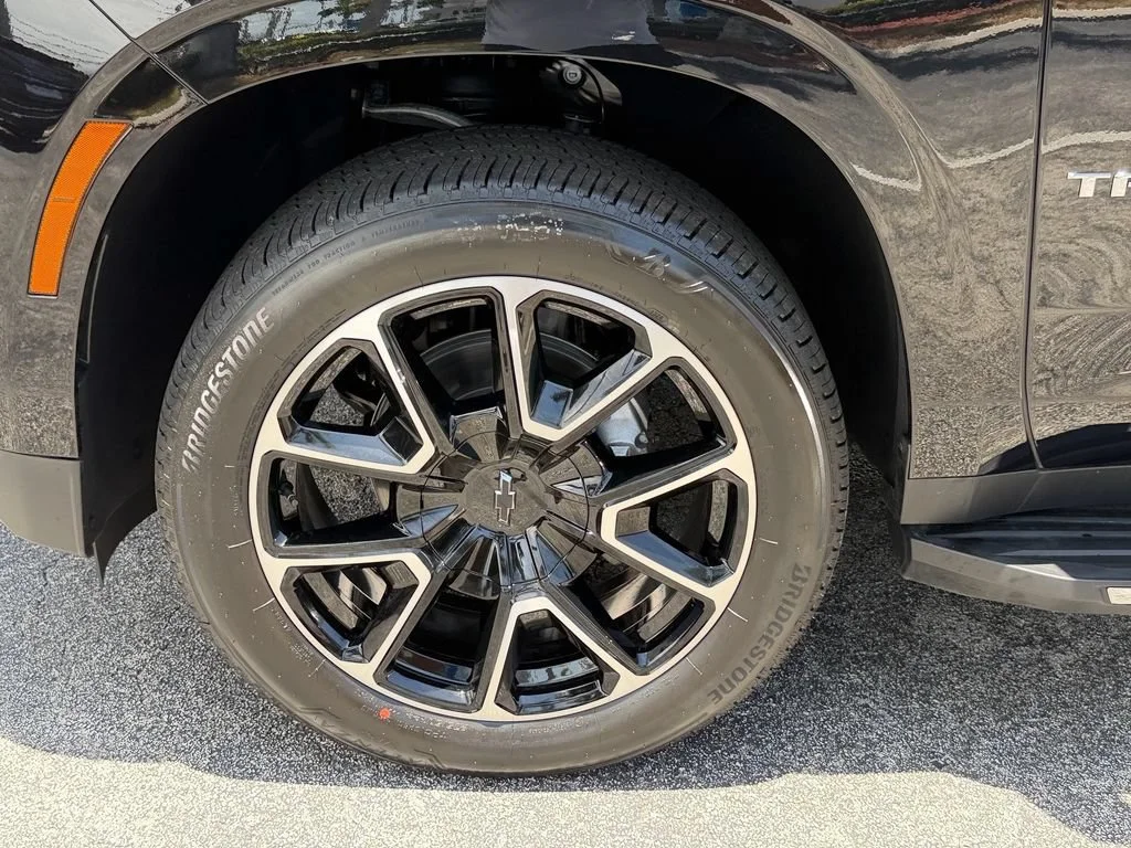 2026 Chevrolet Tahoe Premier - Photo 11
