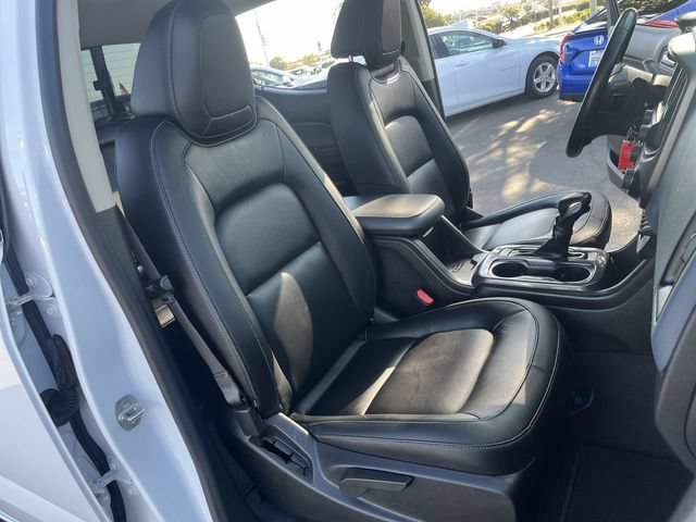 Used 2022 Summit White Chevrolet Z71 image 24