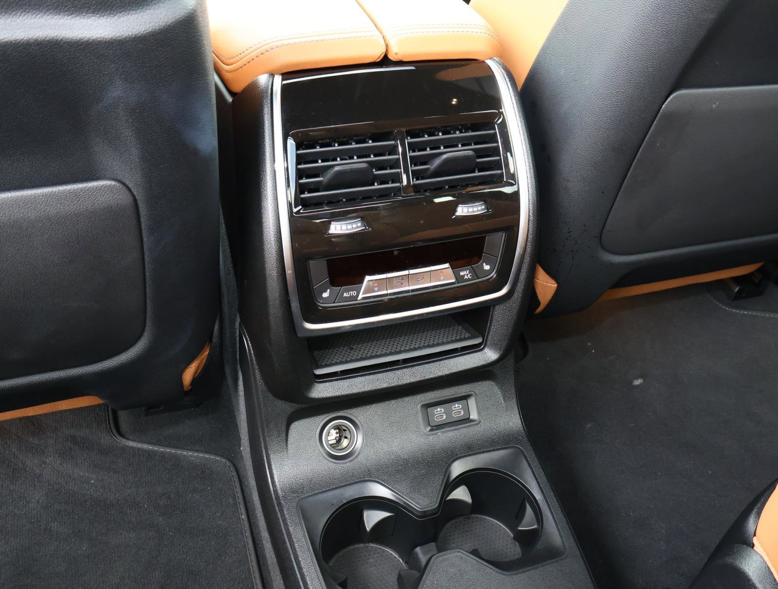 2026 BMW X7 40i - Photo 13