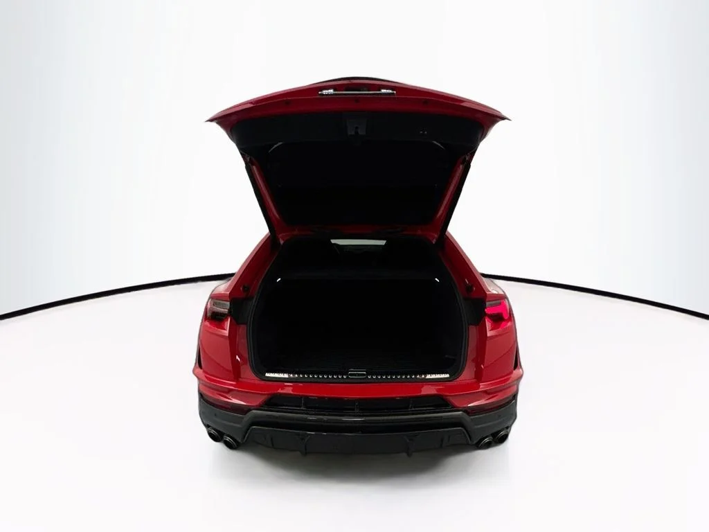 Used 2023 Rosso Mars Metallic Lamborghini Performante image 29