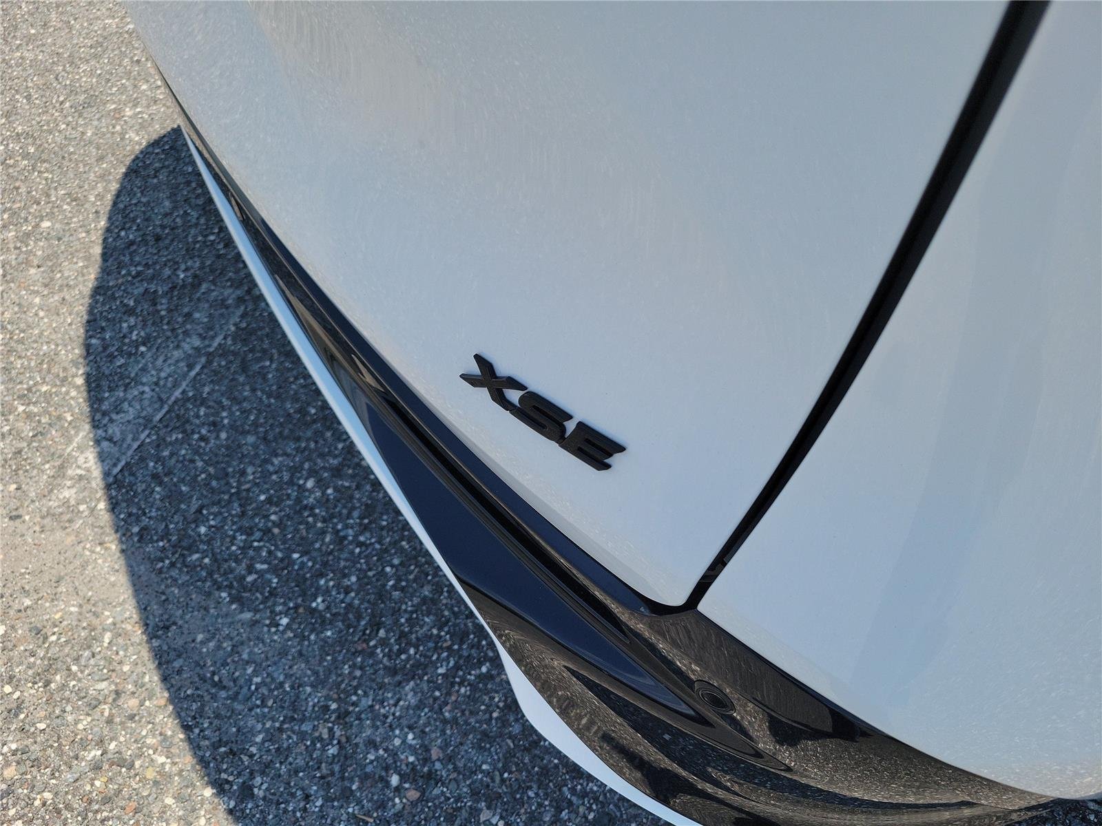 Used 2026 Ice Cap Toyota XSE image 8