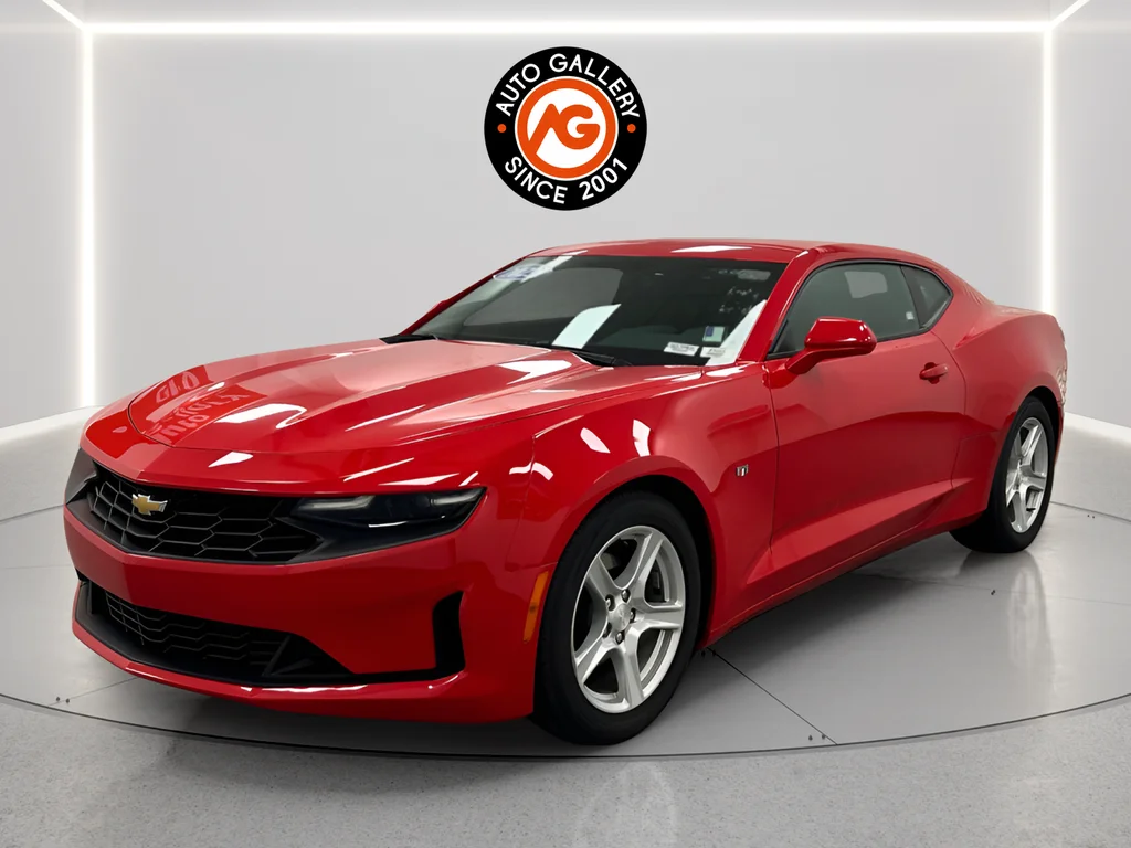 Used 2023 Red Chevrolet 1LT image 8
