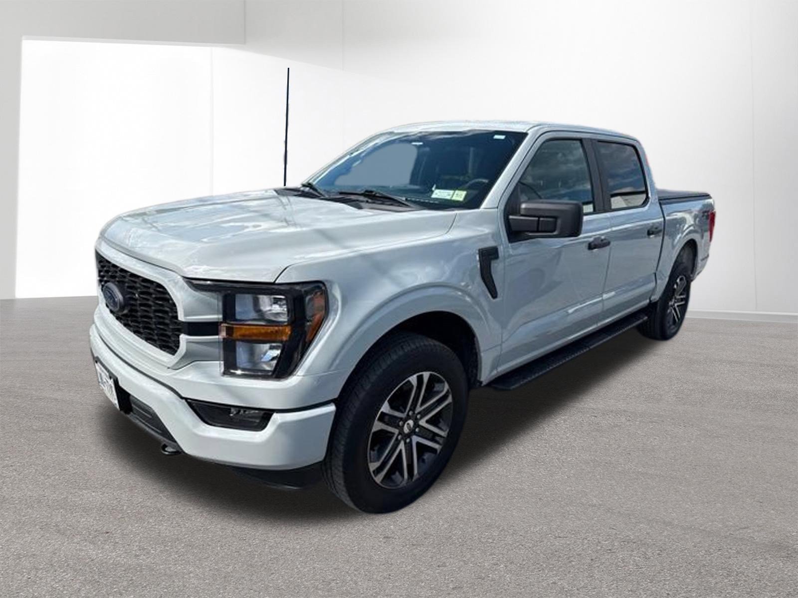 Used 2023 Avalanche Ford XL image 4
