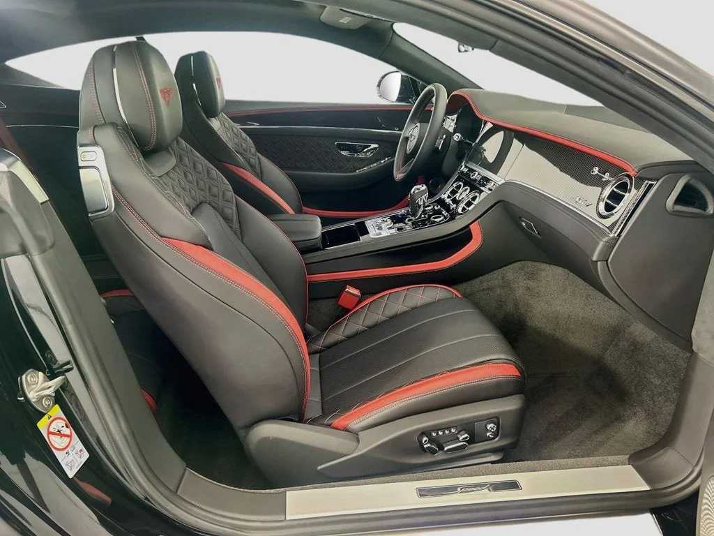 Used 2023 Spectre Metallic Bentley  image 19