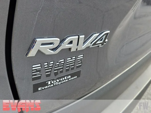 Used 2025 Gray Toyota XLE image 4