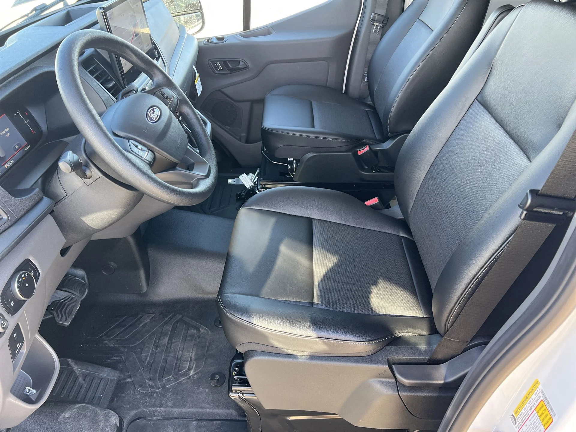 New 2026 Oxford White Ford Cargo Van image 16
