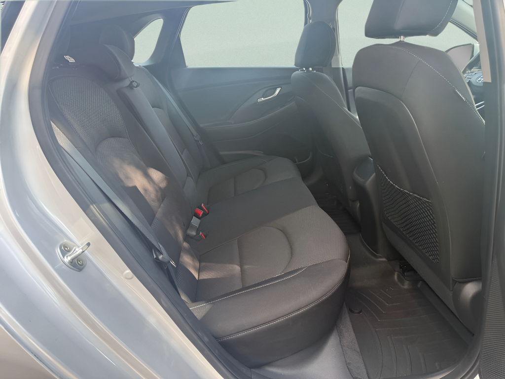 Used 2018 Silver Hyundai Base image 12