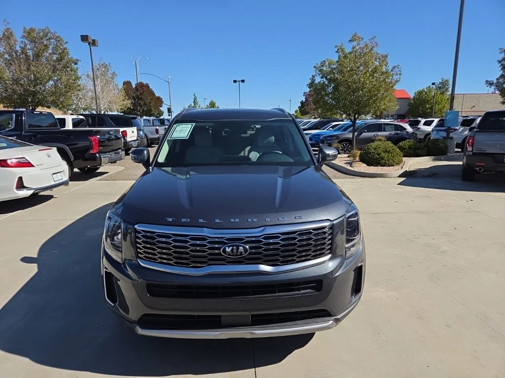 Used 2020 Gray Kia EX image 2