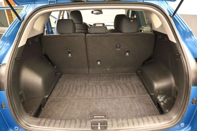 Used 2020 Blue Hyundai Value image 14