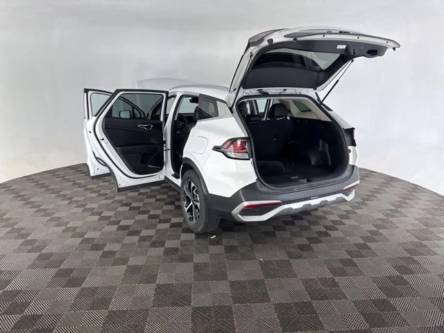 Used 2023 White Kia EX image 20
