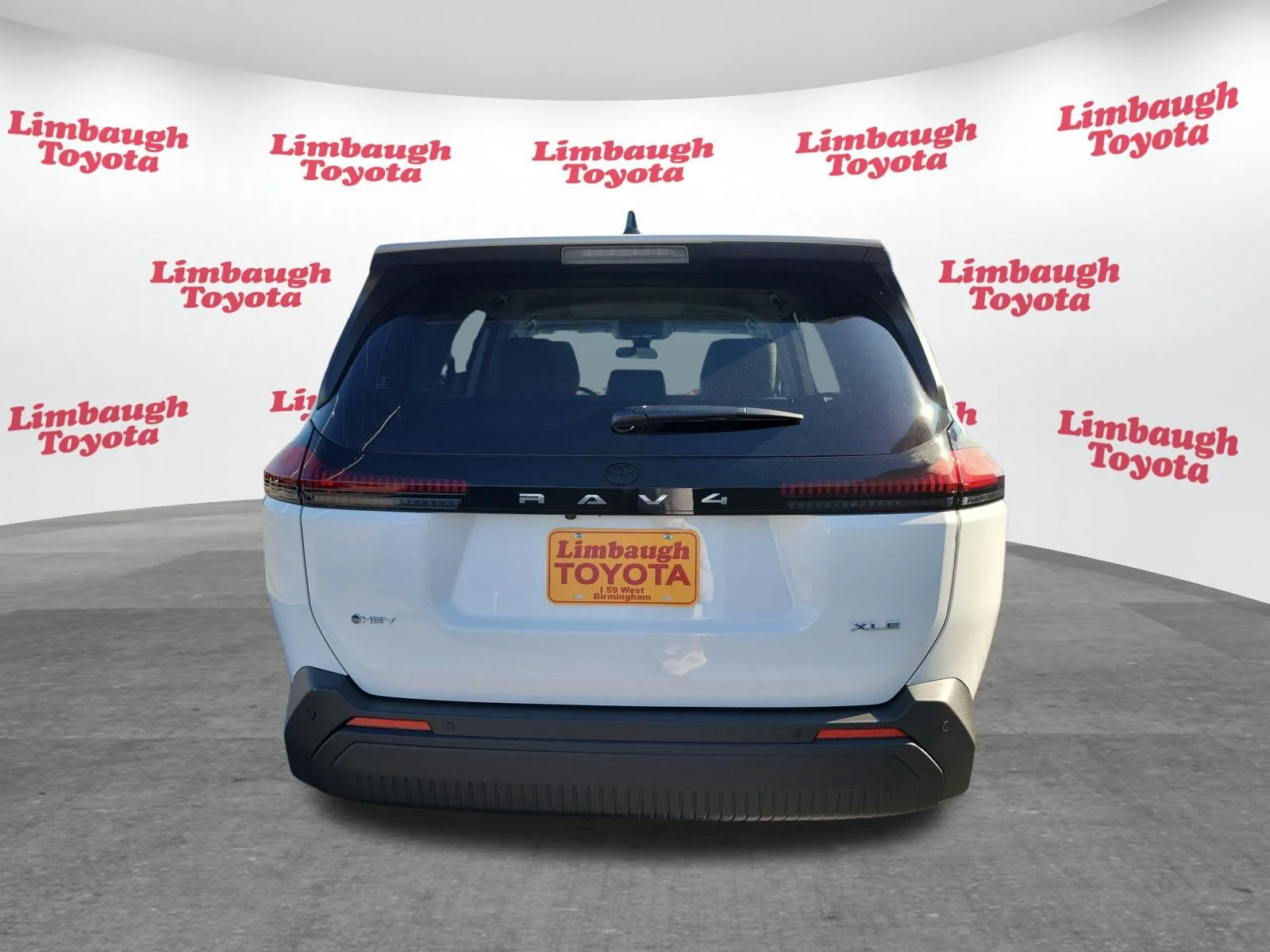 New 2026 Ice Cap Toyota XLE Premium image 16
