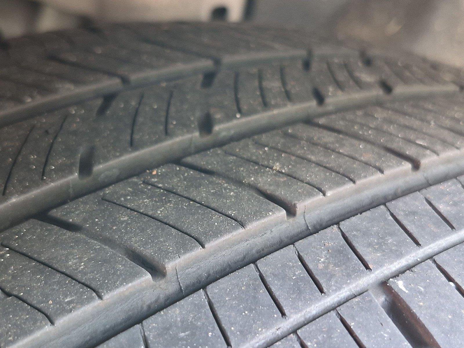 Used 2024 Carbonized Gray Metallic Ford XLT image 13