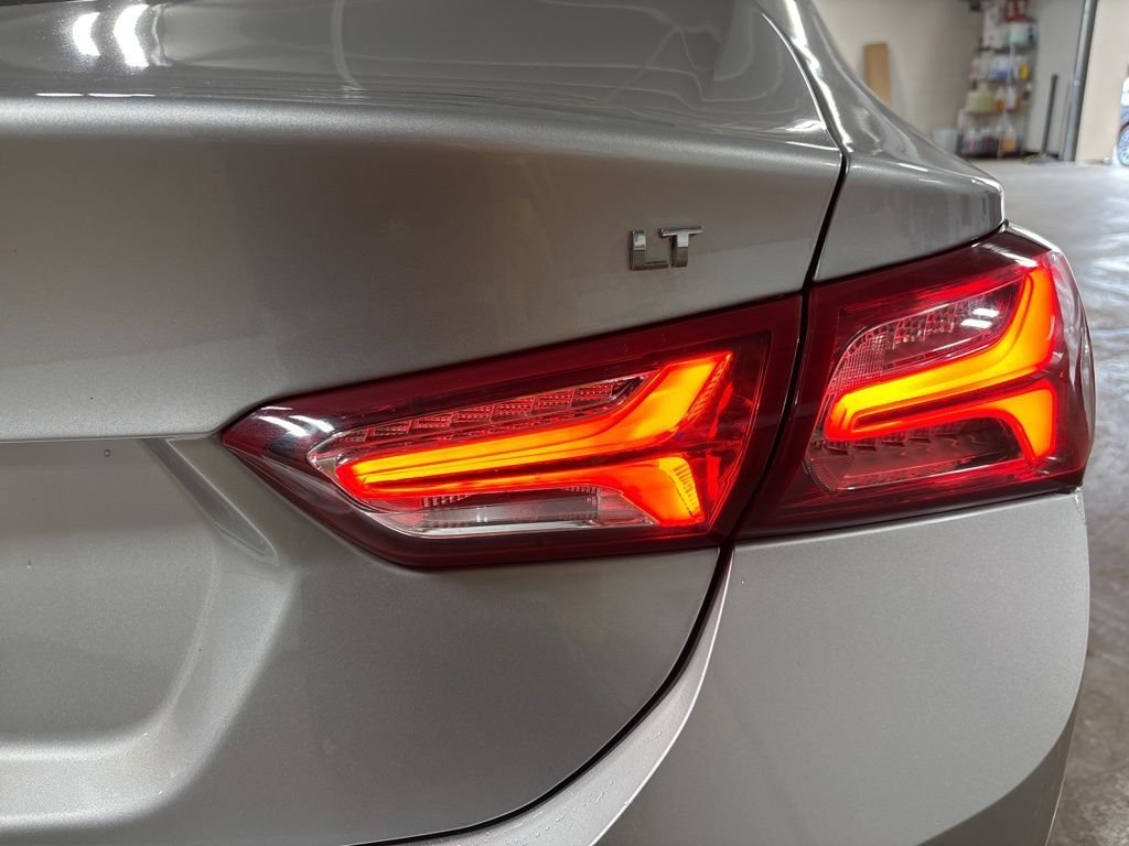 Used 2019 Silver Chevrolet LT image 25