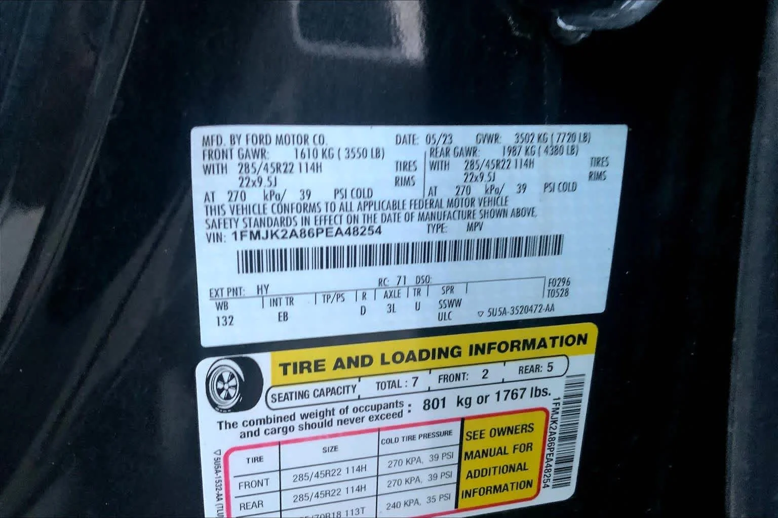 Used 2023 Dark Matter Metallic Ford Limited image 34