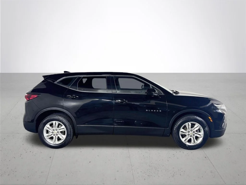 Used 2019 Black Chevrolet L image 5