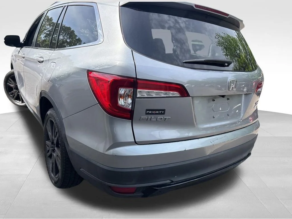 Used 2022 Gray Honda Special Edition image 17