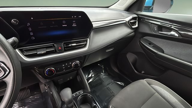Used 2025 Blue Chevrolet LT image 26