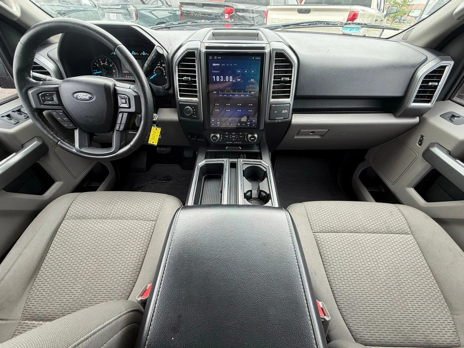 Used 2016 Black Ford XLT image 16